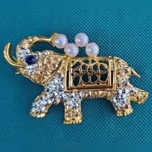 Vintage Gold Tone Rhinestone Elephant Brooch